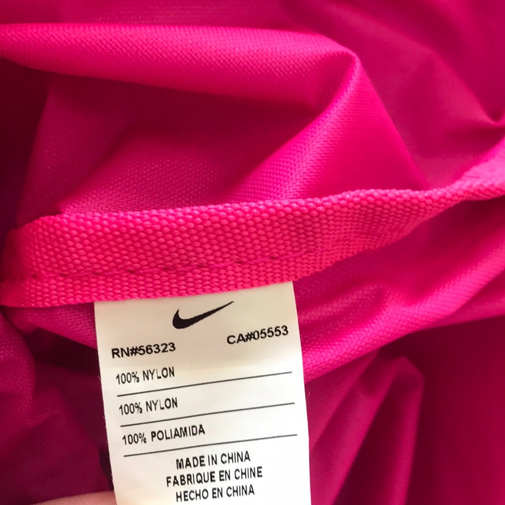 Nike Drawstring Bag - Picture 3 of 3